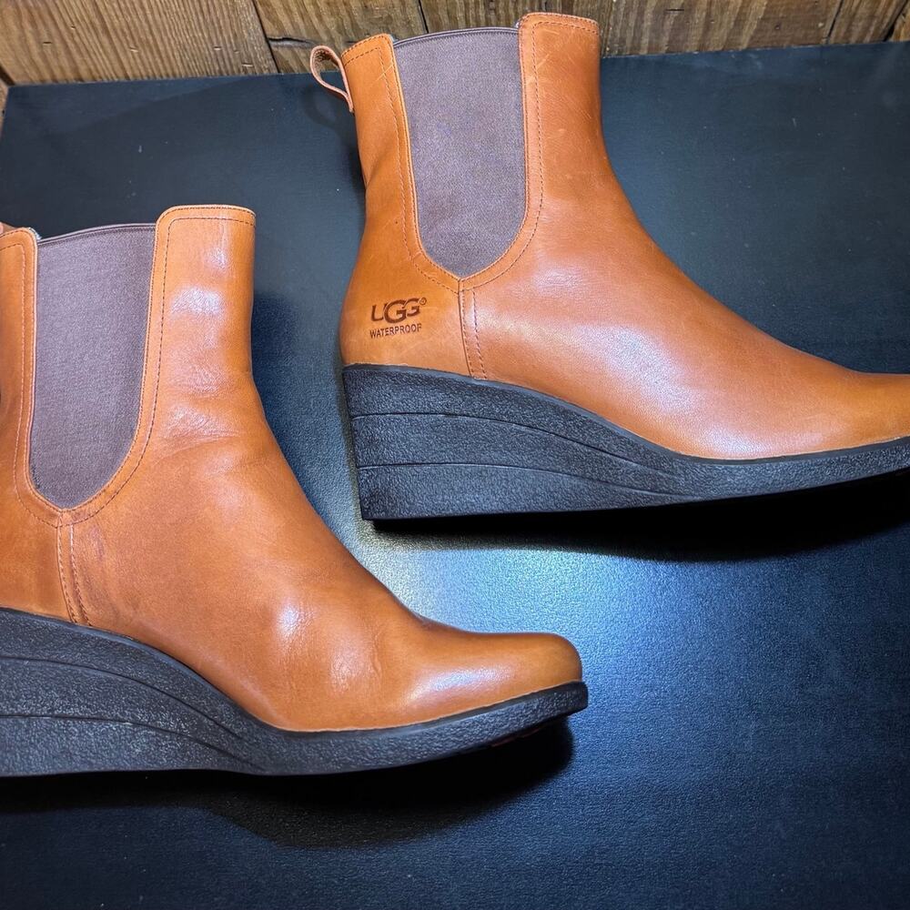 UGG Dupre Chestnut Leather Wedge Boots Women’s Size 9 - Picture 6 of 9
